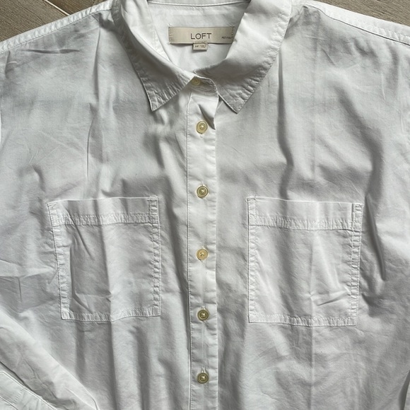 Crisp white button down shirt - Picture 3 of 9